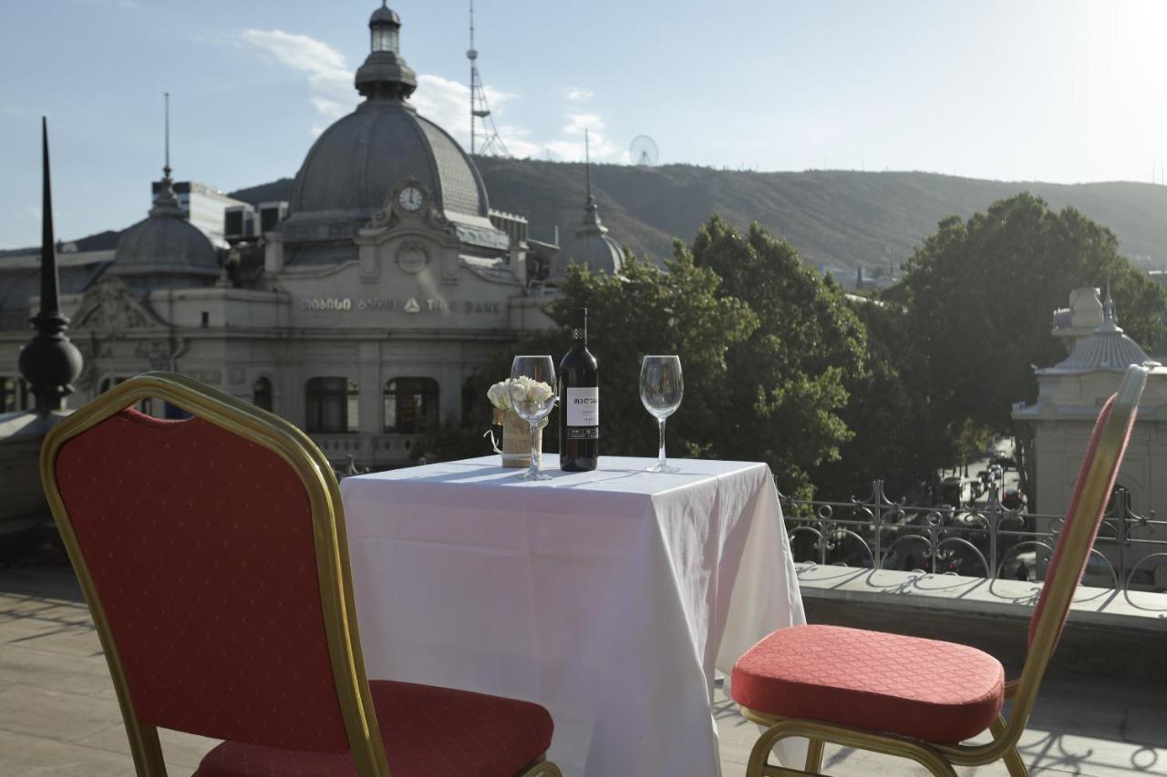 Redline Hotel Tbilisi Bagian luar foto