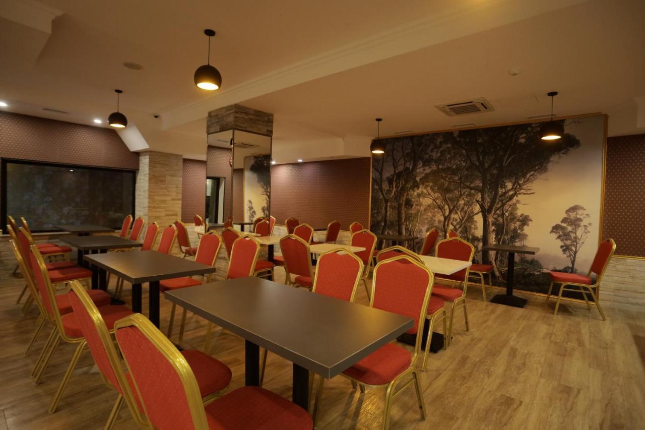 Redline Hotel Tbilisi Bagian luar foto