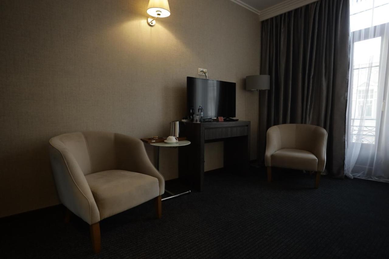 Redline Hotel Tbilisi Bagian luar foto