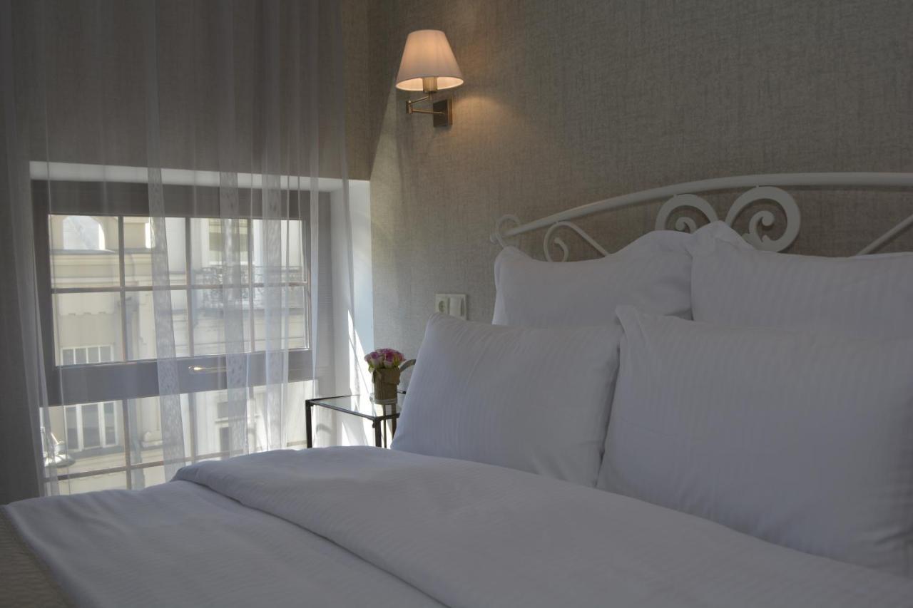 Redline Hotel Tbilisi Bagian luar foto