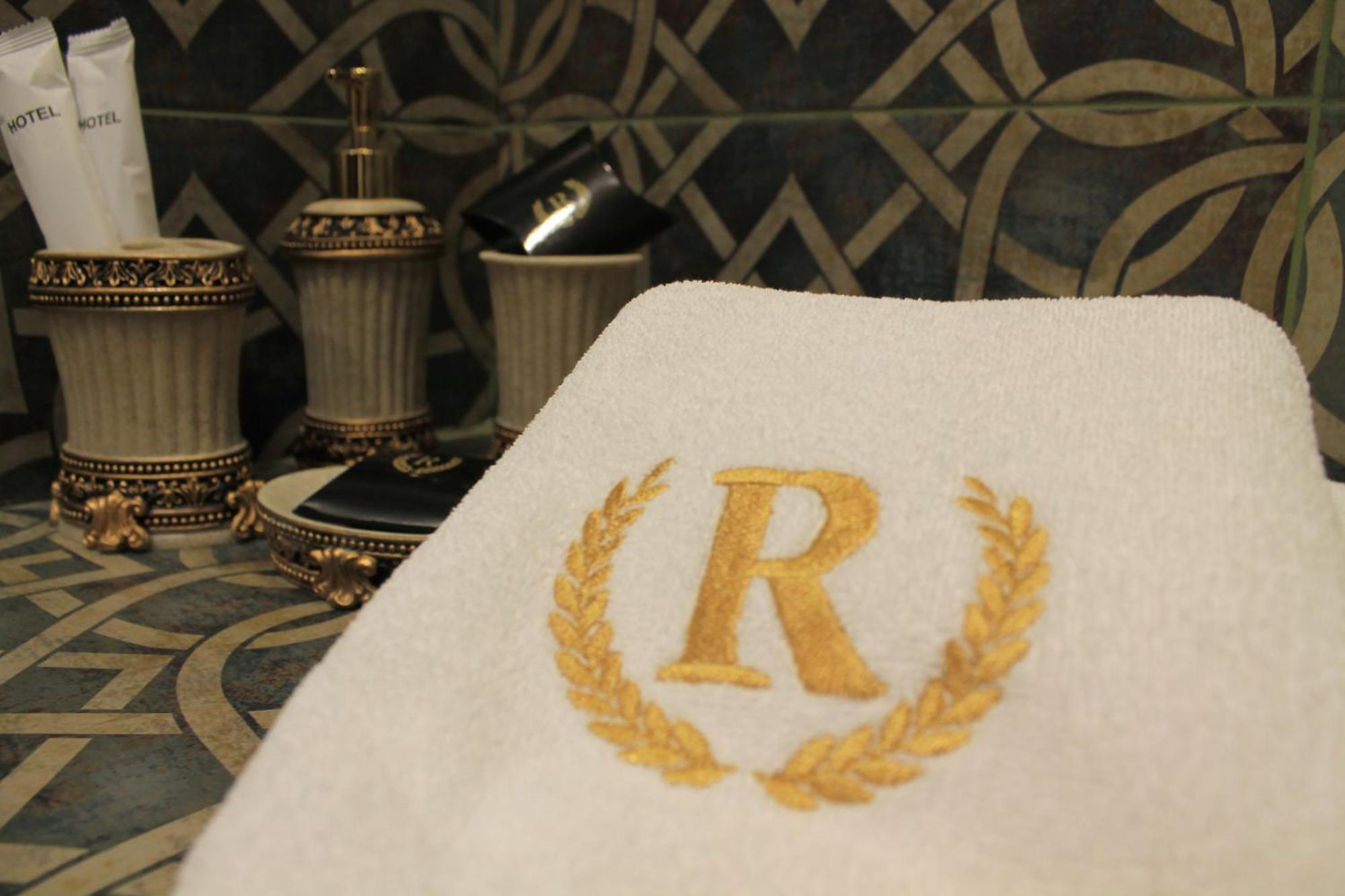 Redline Hotel Tbilisi Bagian luar foto