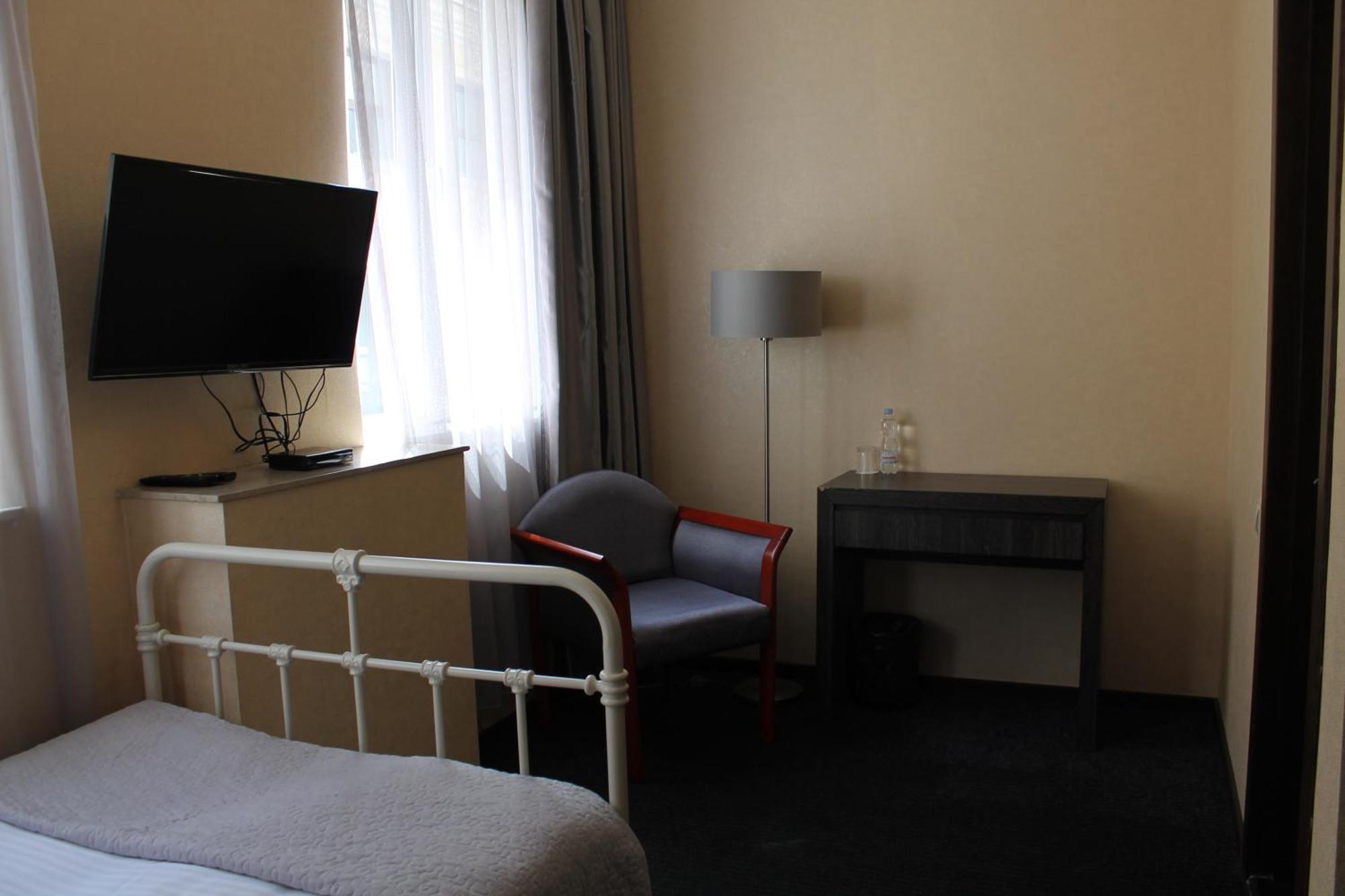 Redline Hotel Tbilisi Bagian luar foto