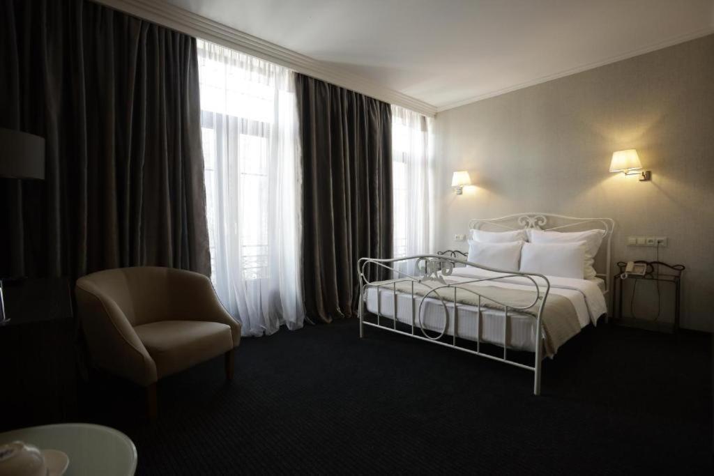 Redline Hotel Tbilisi Bagian luar foto